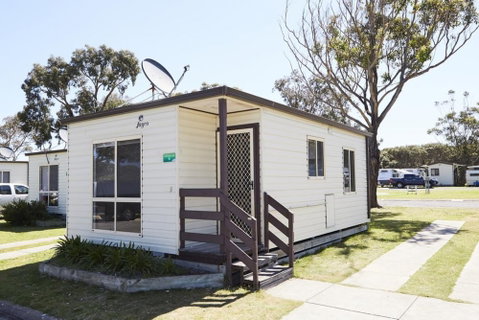 NRMA Victor Harbor Beachfront Holiday Park - Accommodation Gladstone 6