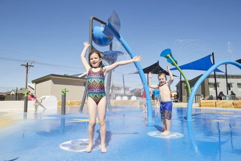 NRMA Victor Harbor Beachfront Holiday Park - Accommodation Gladstone 3
