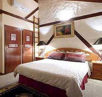 Castle on the Hill - Accommodation Gladstone