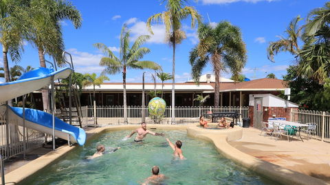 Billabong Lodge Motel - Accommodation Gladstone 6