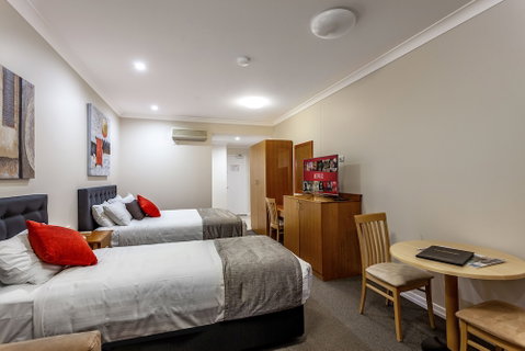 Eastgate On The Range Motel - Accommodation Gladstone 5
