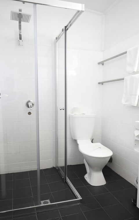 Highway Motor Inn - Accommodation Gladstone 3