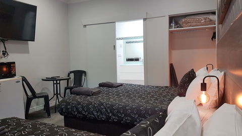 Motel24seven - Accommodation Gladstone 6