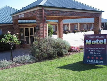 Poachers Paradise Motel - Accommodation Gladstone 0