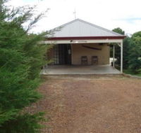 Gumtrees Cottage - Accommodation Gladstone