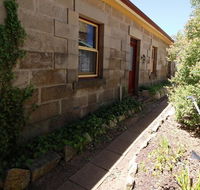 Christopher Halls Colonial Accommodation - Accommodation Gladstone