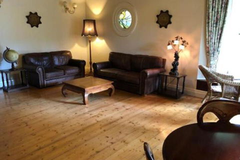Lorelei Bed & Breakfast - Accommodation Gladstone 0