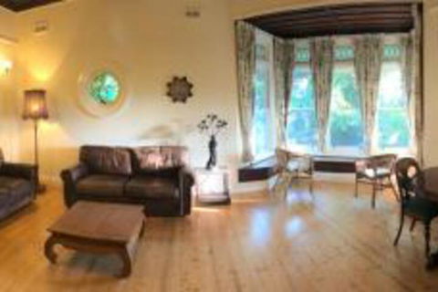 Lorelei Bed & Breakfast - Accommodation Gladstone 3