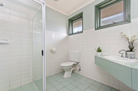 Melaleuca Motel - Accommodation Gladstone 4