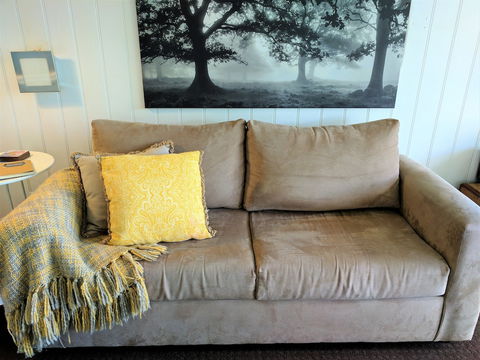 Annie Roe's Luxury Bed & Breakfast - Accommodation Gladstone 6