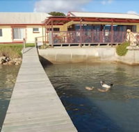 Meningie's Waterfront Motel - Accommodation Gladstone