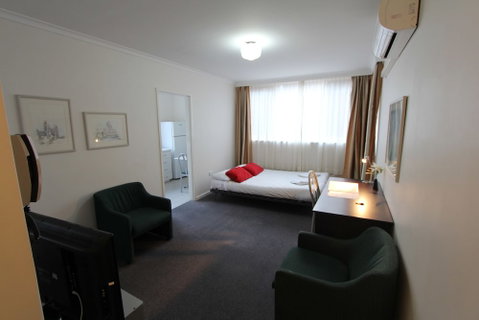 Drummond Apartments Services - Accommodation Gladstone 1
