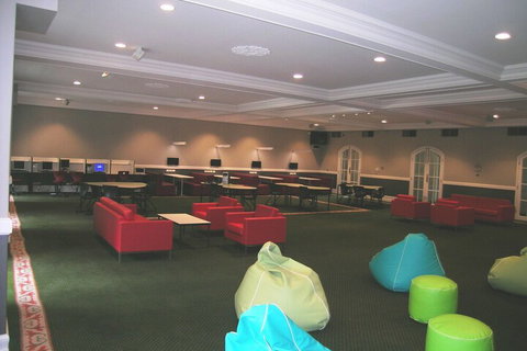 RMIT Village House - Accommodation Gladstone 1