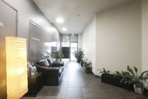 Alston Apartments Hotel - Accommodation Gladstone 4