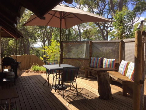 Dunsborough Ridge Retreat - Accommodation Gladstone 1