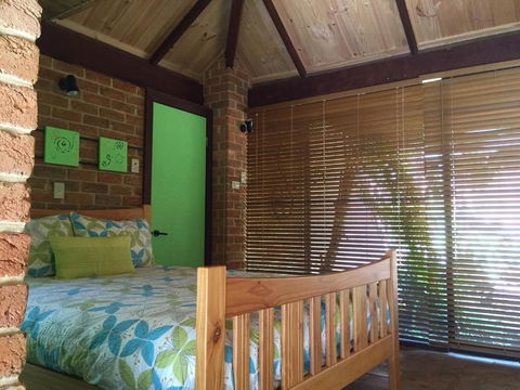 Dunsborough Ridge Retreat - Accommodation Gladstone 4