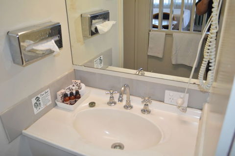 SureStay Hotel By Best Western Karinga Motel - Accommodation Gladstone 6