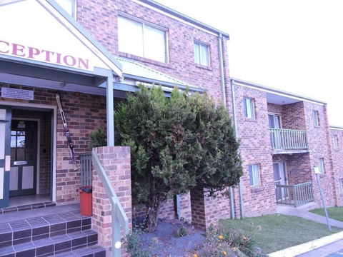 Acacia Snowy Motel - Accommodation Gladstone 0