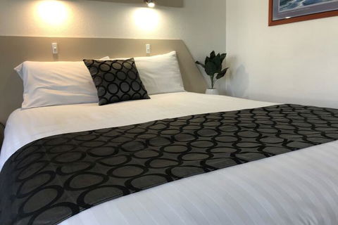 Cobb Inlander Motel - Accommodation Gladstone 6
