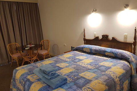 Cobb Inlander Motel - Accommodation Gladstone 7