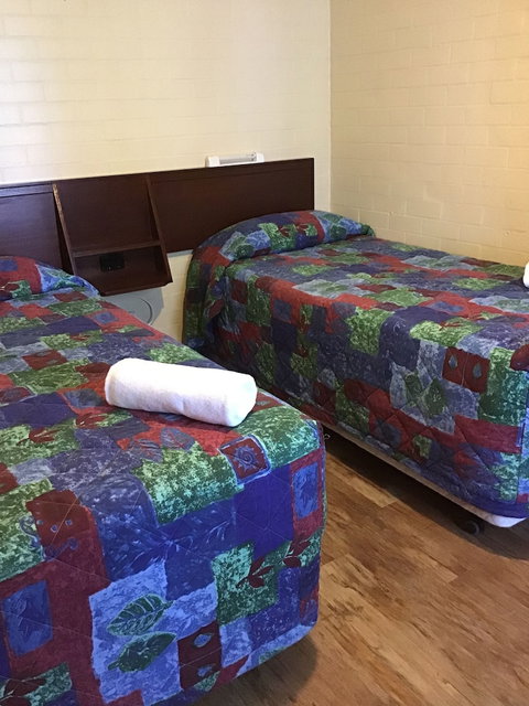 Bayview Motel - Accommodation Gladstone 3