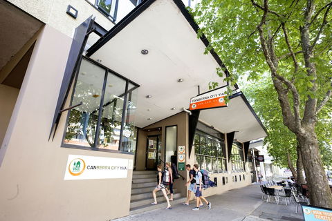 Canberra City YHA - Hostel - Accommodation Gladstone 0