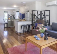 One of a Kind Apartments - Accommodation Gladstone