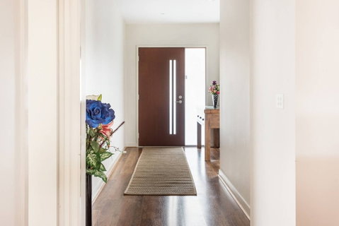 5br Luxury House 20 Min To Cbd Spacious Living - Accommodation Gladstone 1
