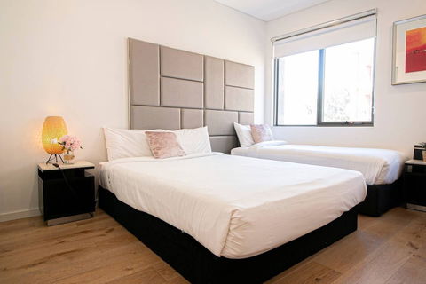 E06-darling Harbour Studio - Accommodation Gladstone 2
