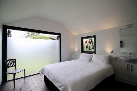 Boathouse Augusta - Accommodation Gladstone 6