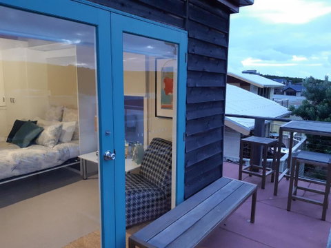 Port Central No 2 - Accommodation Gladstone 1