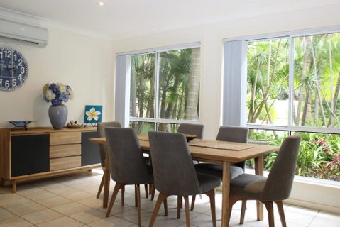 PACIFIC PALMS - Accommodation Gladstone 3
