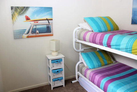PACIFIC PALMS - Accommodation Gladstone 5