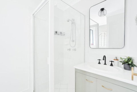 Rainbow Breezes 4 Rainbow Beach Townhouse With Breath Taking Ocean Views To Fraser Island - Accommodation Gladstone 5