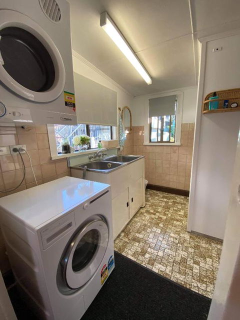 A Drop In The Ocean Kingscliff - Accommodation Gladstone 3