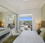 Hinterland Luxury 1 Bedroom Hinterland View Apt - Accommodation Gladstone