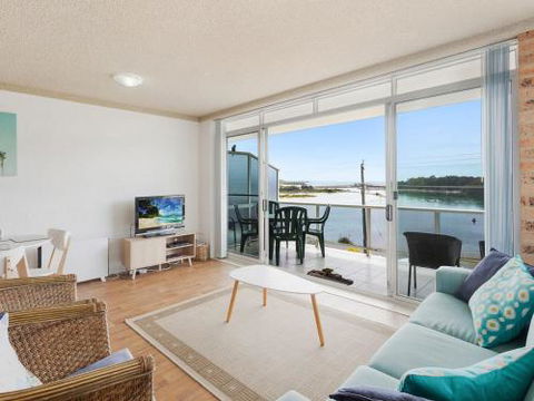 Sapphire Waters Unit 2 - Accommodation Gladstone 4