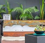 AMORE a Tranquil Retreat with Couples Spa - Accommodation Gladstone