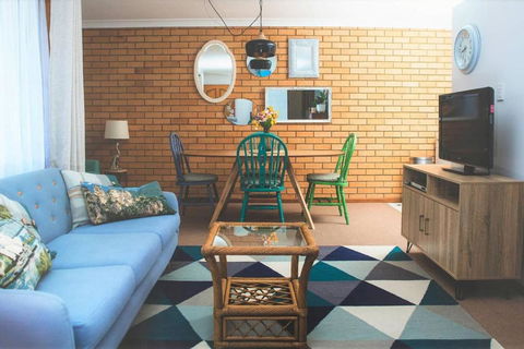 A Little Getaway - Accommodation Gladstone 2