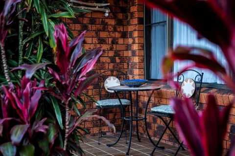 A Little Getaway - Accommodation Gladstone 5