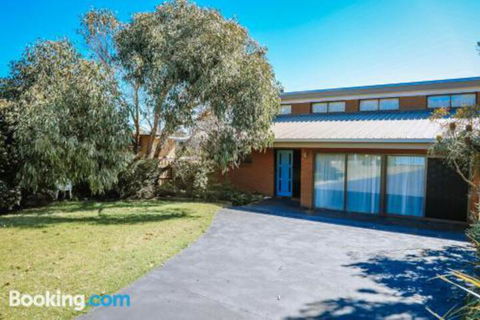 Banksia Beach House - Accommodation Gladstone 6