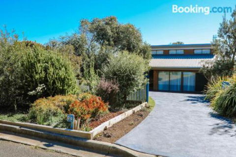 Banksia Beach House - Accommodation Gladstone 5