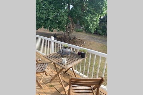 Stunning Queenslander - Accommodation Gladstone 3