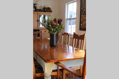 Stunning Queenslander - Accommodation Gladstone 1