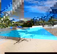 Panoramic Views at Sub Penthouse Apt - Accommodation Gladstone