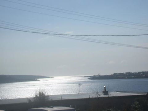 St Helens On The Bay Apartments - Accommodation Gladstone 2