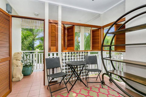 Lilyfield Apartments Two Bedroom Apartment - Accommodation Gladstone 1
