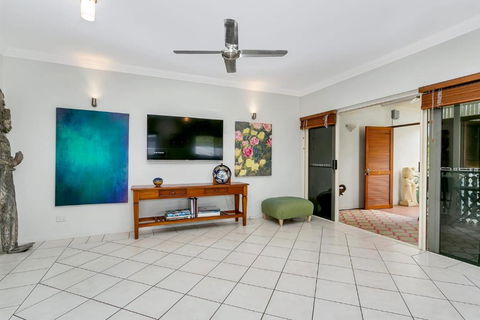 Lilyfield Apartments Two Bedroom Apartment - Accommodation Gladstone 6
