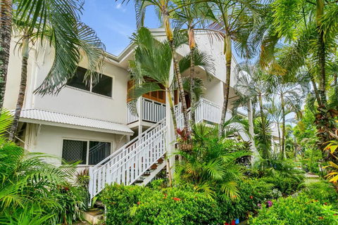 Lilyfield Apartments Two Bedroom Apartment - Accommodation Gladstone 4