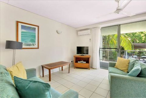 Baden 61 Rainbow Shores Air Conditioned Unit Walk To Beach Pool Tennis Court - Accommodation Gladstone 1